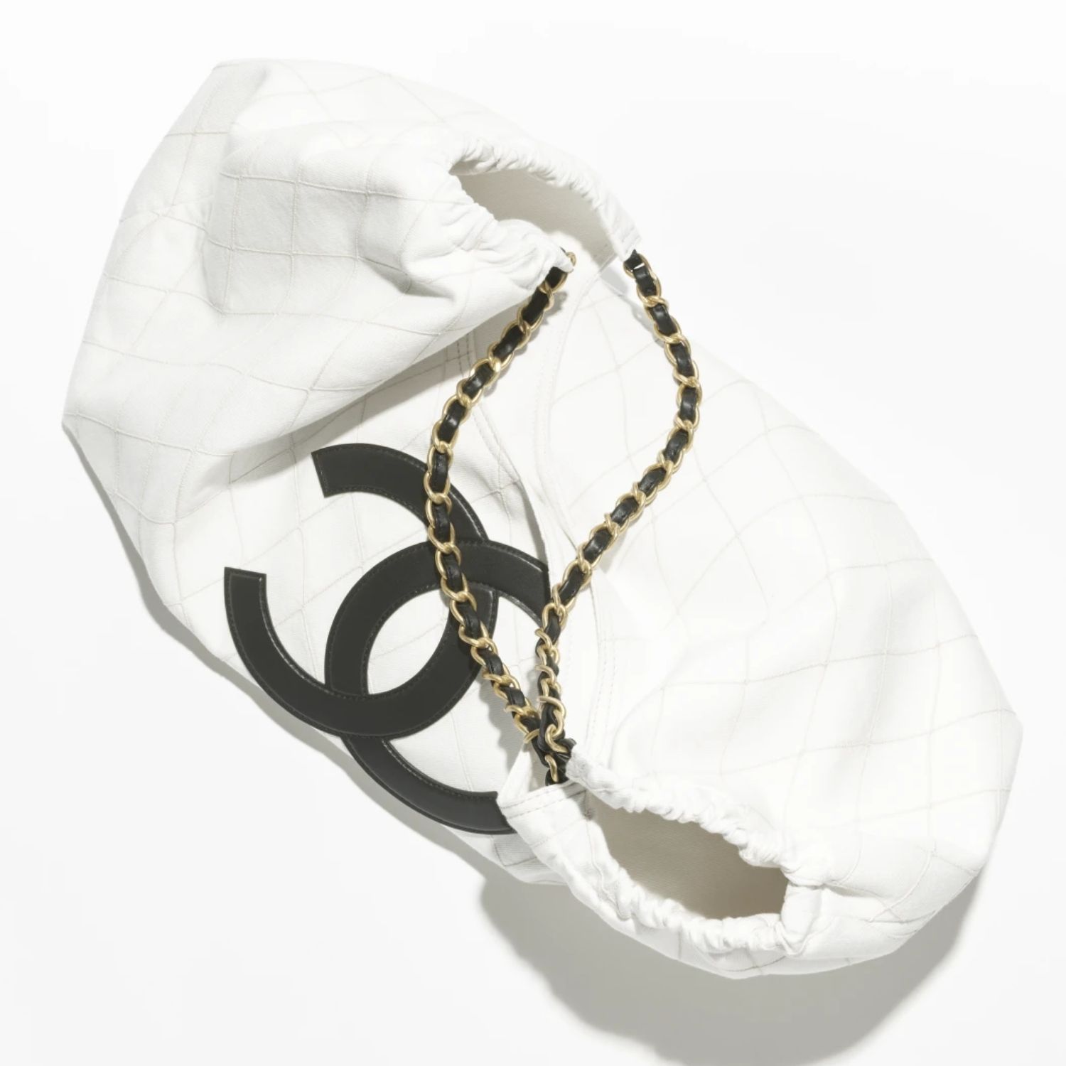 Chanel Coco Beach Small Shopping Tote Bag 16.9in/ 43cm White Denim Gold Hardware For Women AS6191-B23825-U8835