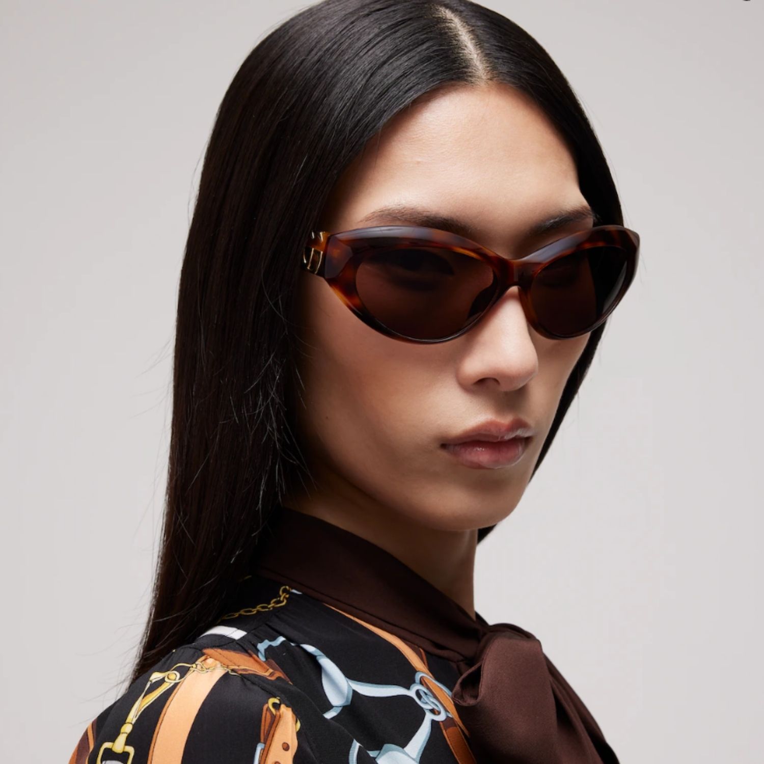 Gucci Cat Eye Frame Sunglasses Brown Tortoiseshell For Women 875964 J0740 2323