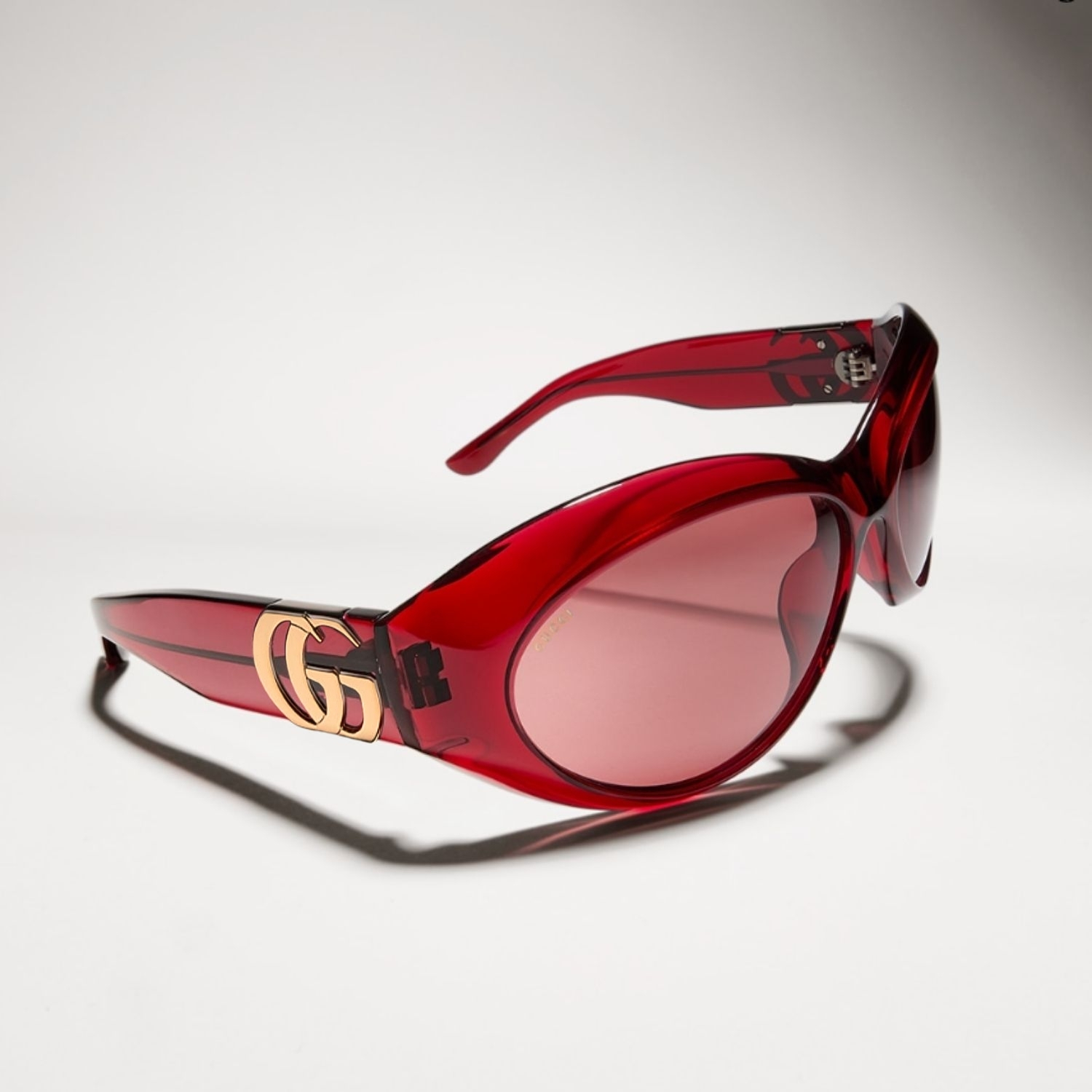 Gucci Cat Eye Frame Sunglasses Red For Women 875964 J0740 6161