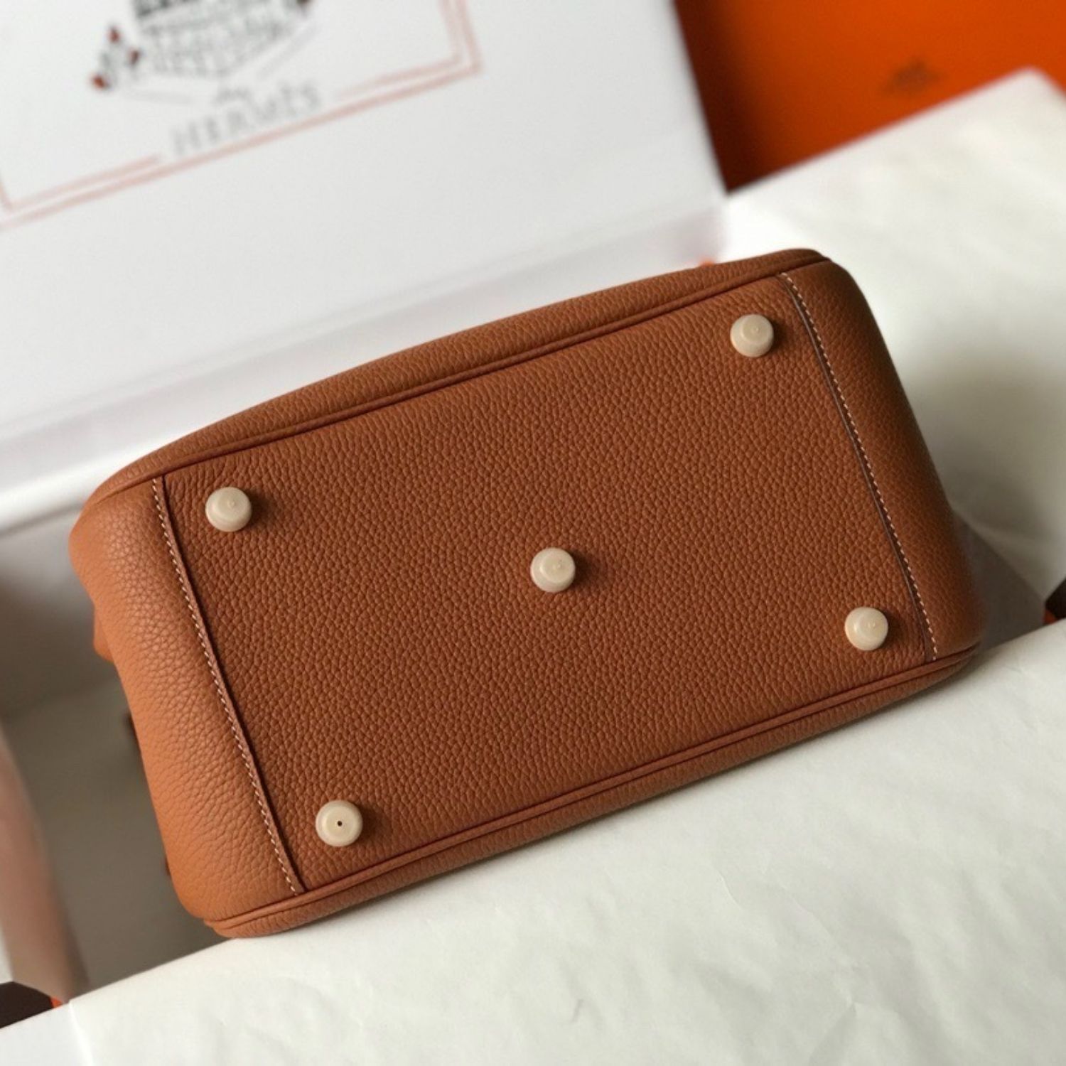 Hermes Lindy 26 Shoulder Bag 10.2in/ 26cm Cognac Gold Hardware For Women