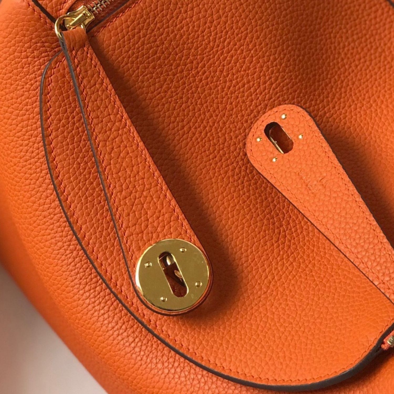 Hermes Lindy 26 Shoulder Bag 10.2in/ 26cm Orange Gold Hardware For Women