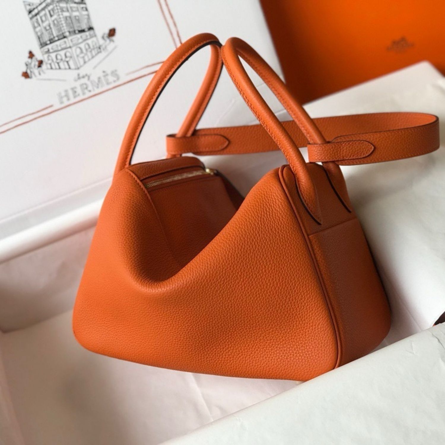 Hermes Lindy 26 Shoulder Bag 10.2in/ 26cm Orange Gold Hardware For Women
