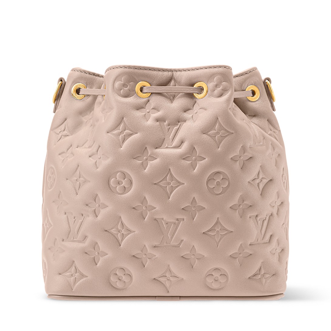 Louis Vuitton Coussin Bucket Shoulder Bag 7.9in/ 20cm Beige Gold Hardware For Women M26530