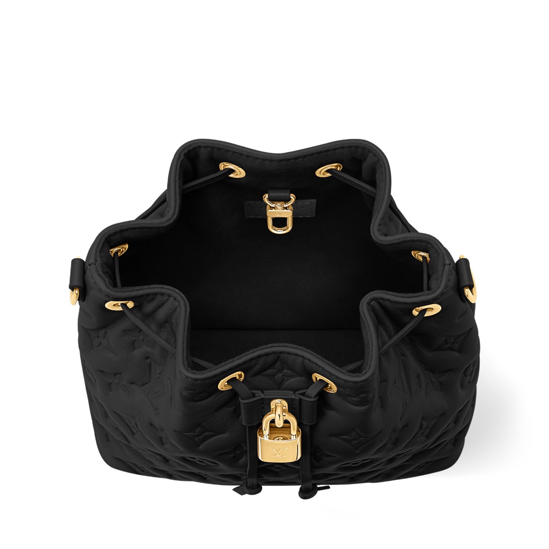 Louis Vuitton Coussin Bucket Shoulder Bag 7.9in/ 20cm Black Gold Hardware For Women M26216