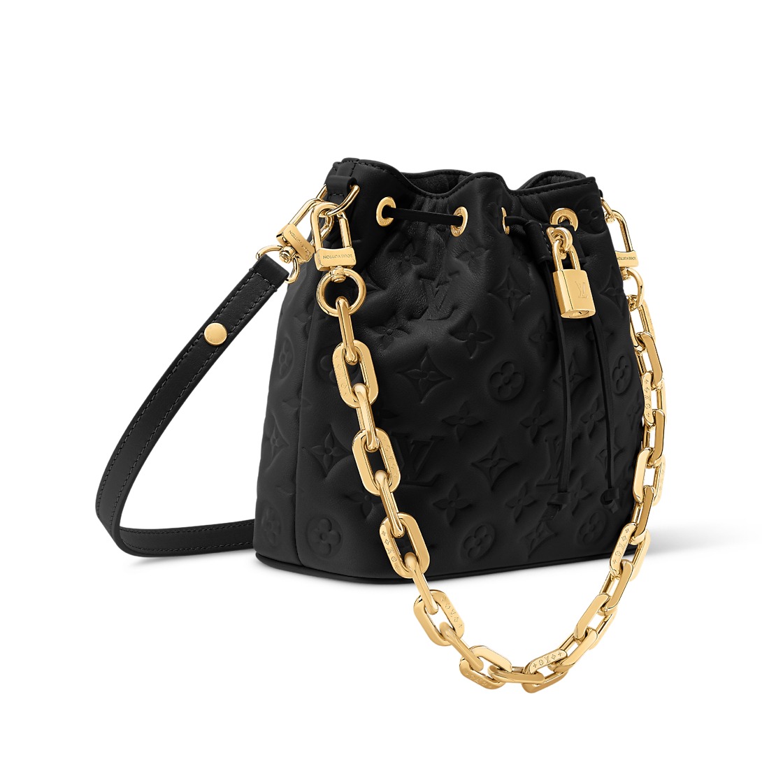 Louis Vuitton Coussin Bucket Shoulder Bag 7.9in/ 20cm Black Gold Hardware For Women M26216