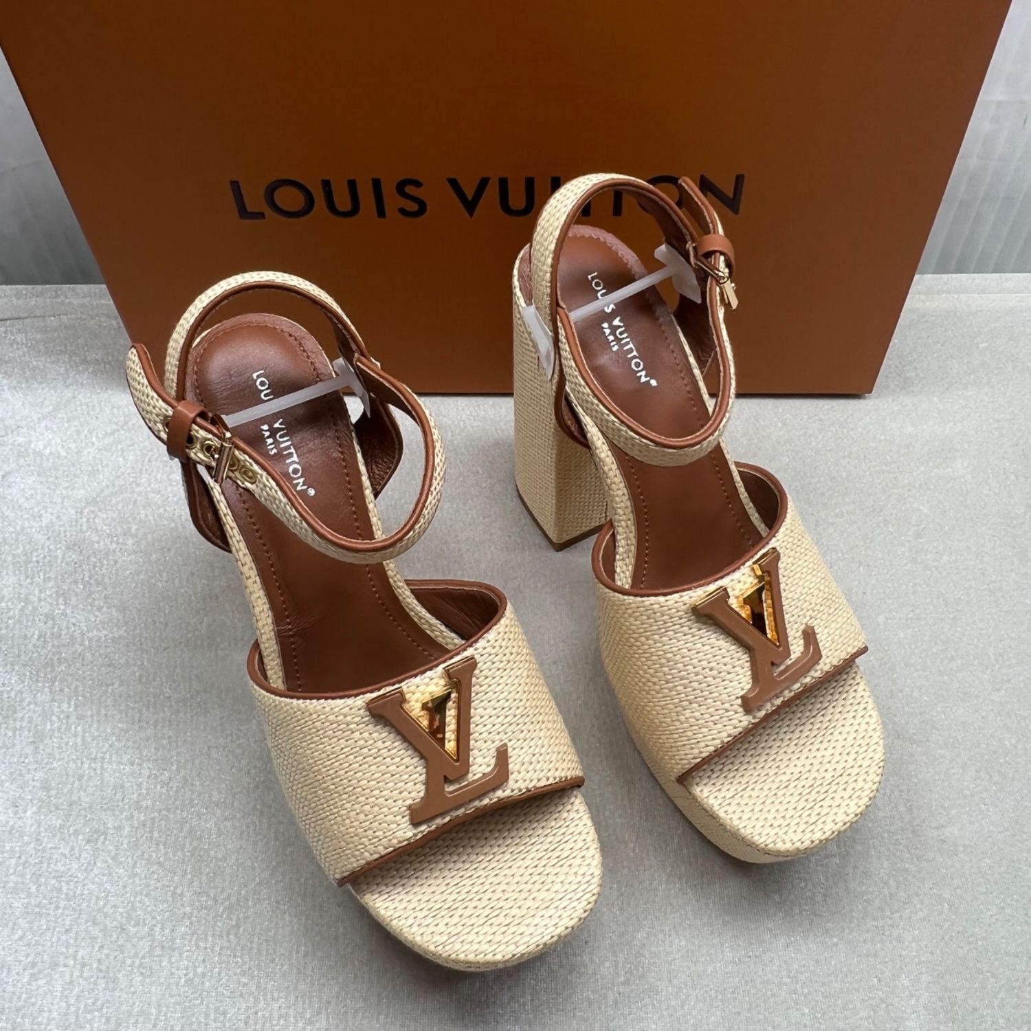 Louis Vuitton Mare Platform Sandal Natural Raffia For Women 1AK56O